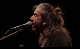 Γιάννης Χαρούλης – Καπηλειό – Live