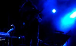 music Αλκίνοος Ιωαννίδης – Με τόσα ψέματα Live