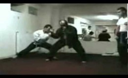 music Bruce Lee in Greece – Γιάννης  Αλεξίου – Ο Μπρους Λη της Ελλάδας