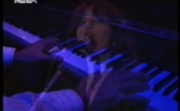 music ΧΑΡΙΣ ΑΛΕΞΙΟΥ – Η ΔΙΚΗ ΜΑΣ ΝΥΧΤΑ (1)