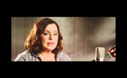 music Τώρα Τι Κάνω – Χάρις Αλεξίου (Video Clip)
