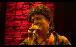 music Μέλισσες,Δέν Λές Κουβέντα-Βελεσιώτου(Μικρή Σκηνή)