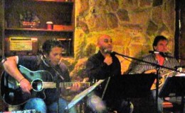 music ΜΗΤΡΟΠΑΝΟΣ JUNIOR “ΜΗ ΜΟΥ ΞΥΠΝΑΣ ΤΟ ΠΑΡΕΛΘΟΝ”