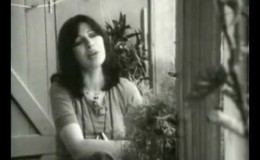 music Ερηνάκι  ~ Χάρις Αλεξίου (1976)