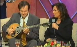 music Χάρις Αλεξίου Ολες του κόσμου οι Κυριακές