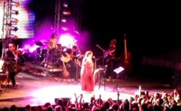 music Θέτρο Γης Χάρις Αλεξίου – Ζήτα μου ότι θες.AVI
