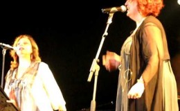 music Χάρις Αλεξίου & Μάρθα Φριντζήλα – Μη μου ξαναφύγεις πια
