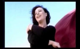 music Χάρις Αλεξίου – Εϊ