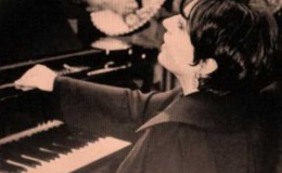 music Χάρις Αλεξίου – Ο άνθρωπος του κάβου