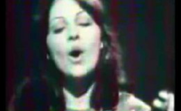music Χάρις Αλεξίου – Δυο Πόρτες Έχει Η Ζωή