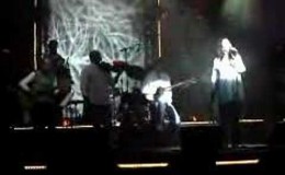 music Haris Alexiou – Ola se thimizoun (live)