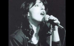 music Χάρις Αλεξίου – Θαλασσάκι μου