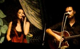 Μελίνα Ασλανίδου – Μ’ άφησες σαν πόλη @Small Cafe