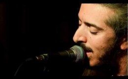 music Μια μάνα που ‘χε ένα γιο (Πέρδικα) _ Γιάννης Χαρούλης