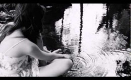 music Γιάννης Χαρούλης & Νατάσσα Μποφίλιου – Κοίτα εγώ
