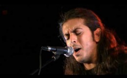 music XAROULIS YIANNIS – AKROVATIS (Nea Smirni 2009)