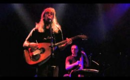 music Γιάννης Χαρούλης | Τι λάθος κάνω | Live – Πρώτη εκτέλεση