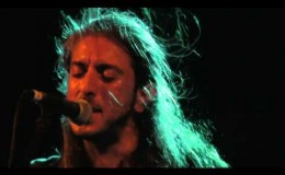 music Γιάννης Χαρούλης | Συ με μαθες πως αγαπούν