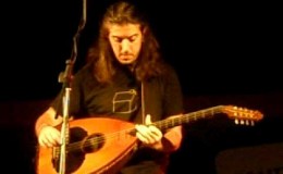 music Γιάννης Χαρούλης  @ Ο τρελός