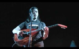 music XAROULIS YIANNIS – ELA PARE ME (Goudi 2009)