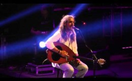 music Ερωτόκριτος | Γιάννης Χαρούλης ( Λυκαβηττός 2013 )