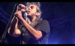 music Ερωτόκριτος ( Acapella ) – Γιάννης Χαρούλης ( Θέατρο Βράχων Βύρωνα 2013 )