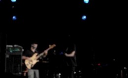 music Γιάννης Χαρούλης – Πάνω στ’ αργυρό σκαμνί
