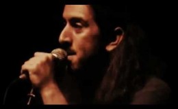 music Γιάννης Χαρούλης | Την πόρτα ανοίγω το βράδυ Acapella