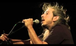music Οταν χαράζει | Γιάννης Χαρούλης