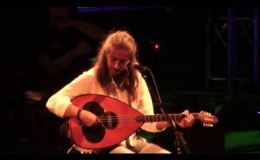 music Χειμωναθός  | Γιάννης Χαρούλης ( Λυκαβηττός 2013 )