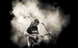 music Ο Ακίνητος (ή Βούδας) ~Γιάννης Χαρούλης (studio) Μαγγανείες