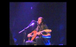 music Γιάννης Χαρούλης – Μαύρη Πεταλούδα @ Μύλος