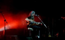music ΜΕΣΟΠΕΛΑΓΑ ΑΡΜΕΝΙΖΩ – ΧΑΡΟΥΛΗΣ (ΓΚΑΖΙ 6.6.12)