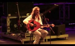 music Αποχαιρετισμός | Γιάννης Χαρούλης ( Λυκαβηττός 2013 )