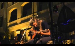 music Γιάννης Χαρούλης – Δε λες κουβέντα @ Μονή Λαζαριστών
