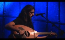 music Γιάννης Χαρούλης – Τρία ρουμπαγιάτ @ Μύλος, 04/04/2012