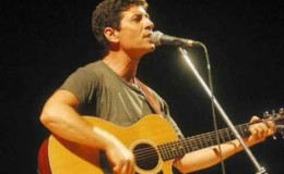 music Sokratis Malamas – Den tha ksanagapiso (Live 2001)