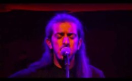 music Όσο βαρούν τα σίδερα | Γιάννης Χαρούλης