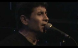 music Σωκράτης Μάλαμας – Τρελή Κι Αδέσποτη (ΣτΝ 22.2.13)