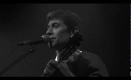 music Πίνω πληρώνω για το χθες | Σωκράτης Μάλαμας