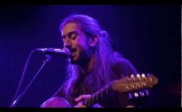music Όσο κρατήσει η ζωή | Γιάννης Χαρούλης