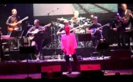 music Κάνε κάτι να χάσω το τρένο – Δ.Μητροπάνος Live @ Radio City New York