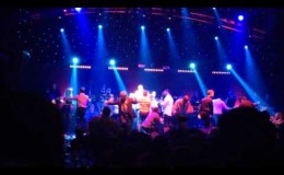 music Μια στάση εδώ – Εγώ είμαι ένα παλιόπαιδο  – Μητροπάνος