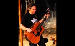 music Αλκίνοος Ιωαννίδης – Ο απόκληρος Live