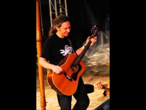 music Αλκίνοος Ιωαννίδης - Ο απόκληρος Live