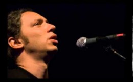 music 3. Τριανταφυλλένη μου – Αλκίνοος Ιωαννίδης (Live)