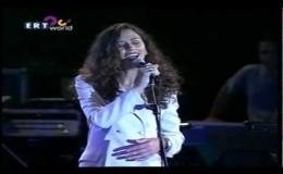 music Ελευθερία Αρβανιτάκη & Α. Ιωαννίδης – Με το Ίδιο Μακό