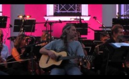 music Προσκυνητής -Αλκίνοος Ιωαννίδης -ΚΟΘ -Παρα θίν’ αλός 2012