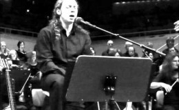 music Αλκίνοος Ιωαννίδης – Στο τέλος του Μάη (Ακουστικό)