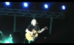 music Αλκίνοος Ιωαννίδης – Ήταν ανάγκη (HOPE FESTIVAL LIVE)